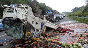 贵州翻车爆料新闻报道最新,悲剧背后的人祸与监管缺失 第3张 贵州翻车爆料新闻报道最新,悲剧背后的人祸与监管缺失 第3张